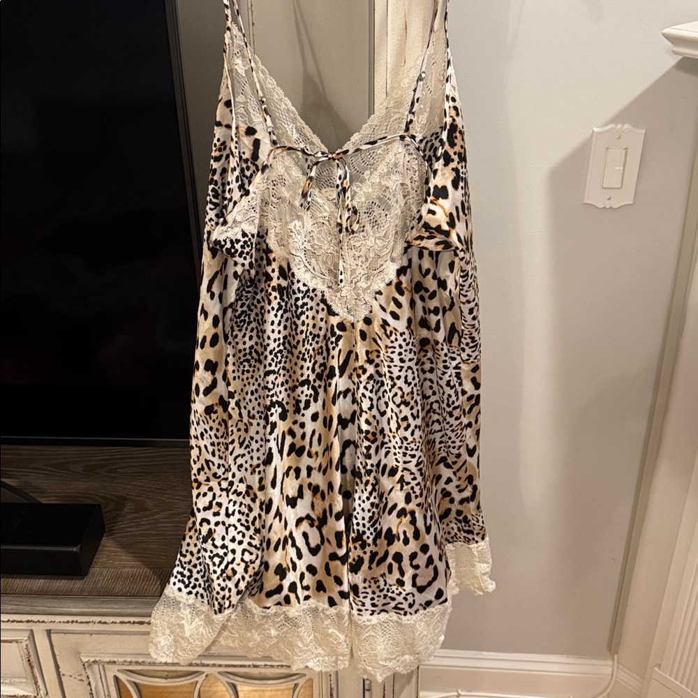 Oscar de la Renta Chemise - Picture 3 of 6